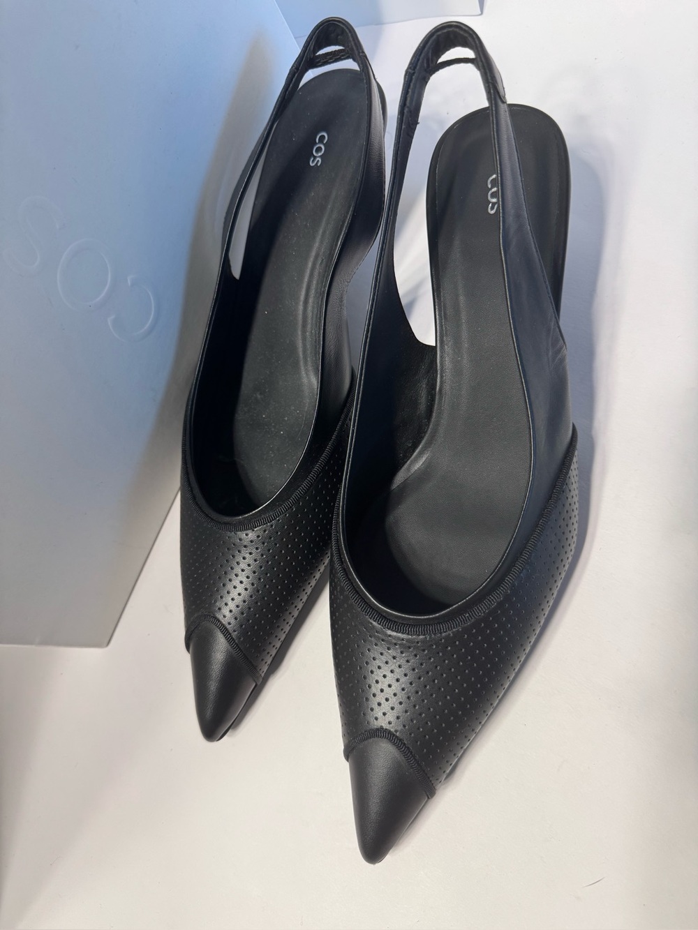 NIB COS Black Perforated Pointed Slingback Shoes Kitten Heel size 10.5-11 - Picture 5 of 8